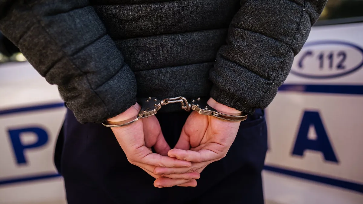 Românii nu şi-au schimbat aproape deloc percepţia despre corupţia din ţara noastră. Justiţia trebuie să-şi intensifice eforturile, recomandă Transparency International