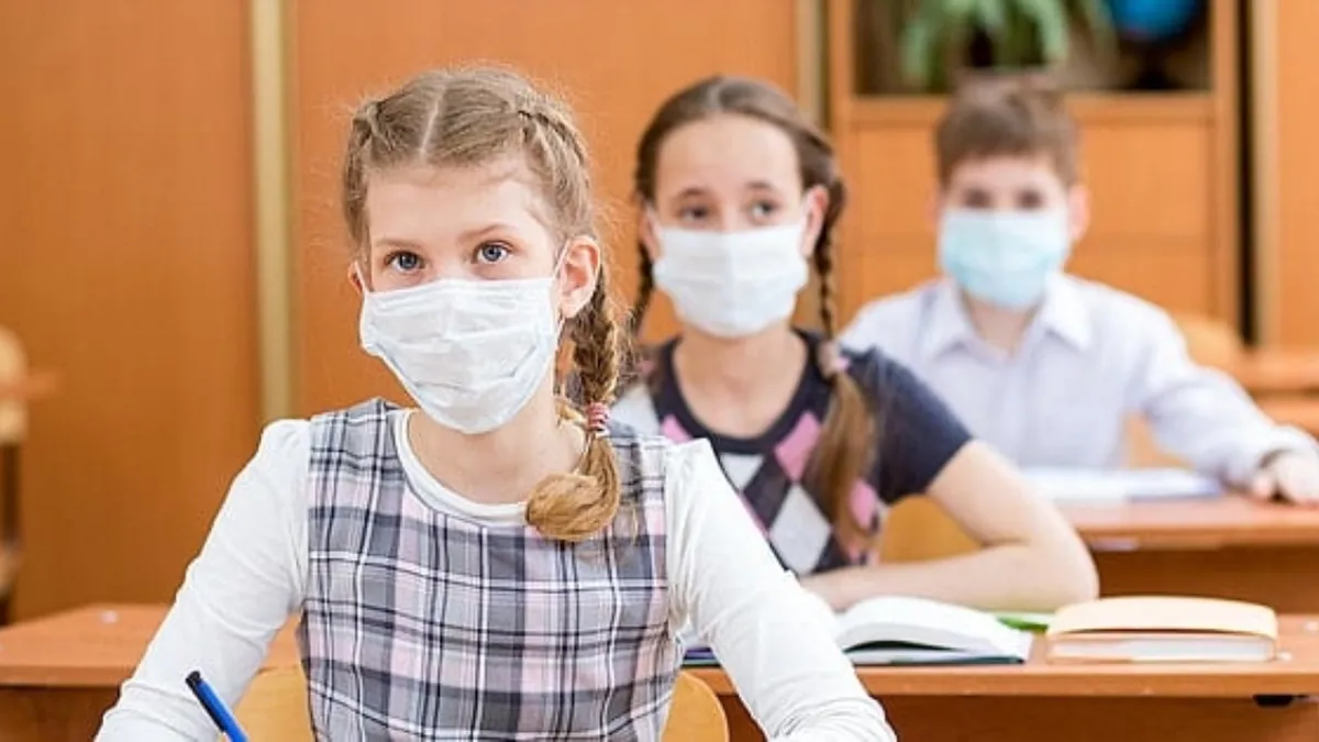 ULITIMĂ ORĂ: În ce condiții se deschid școlile luni? Deciziile luate de Ministerul Educației și de inspectoratele școlare