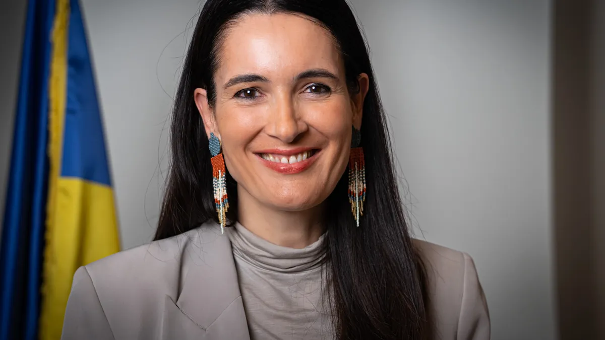 Clotilde Armand aruncă cu banii pentru a rezolva problema gunoaielor din Sectorul 1! Suma fabuloasă pe care a cheltuit-o