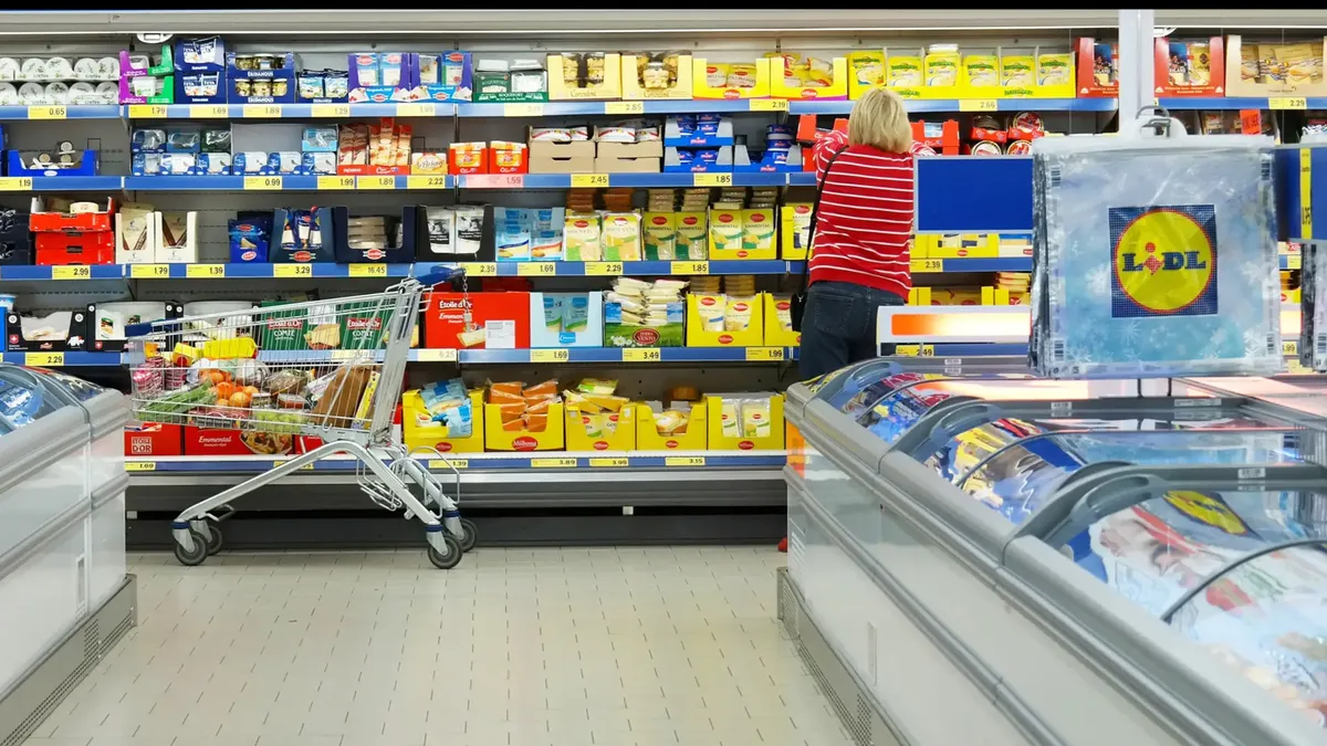 Lidl își schimbă radical oferta! Noua strategie-şoc a retailerului german