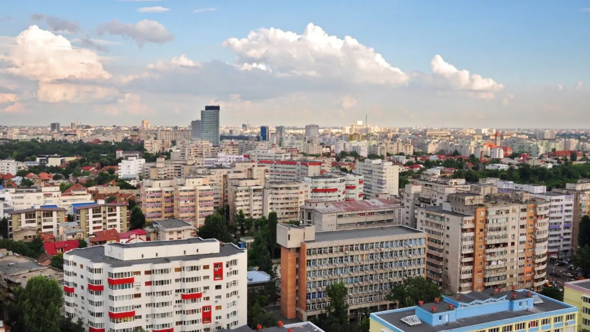 S-a mărit preţul chiriilor în Bucureşti. Românii tind să închireze o locuinţă în detrimentul unui credit bancar