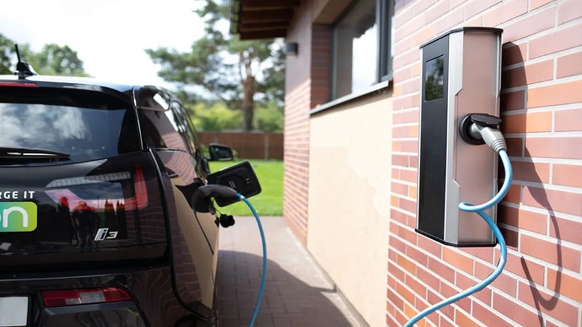 România a fost dată exemplu negativ! Avem mașini electrice, dar fără suficiente spații de încărcare