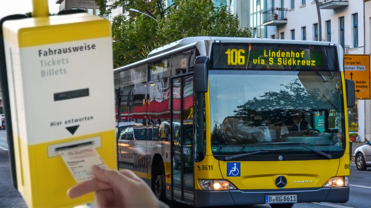 Țara europeană care lansează biletul național pentru transportul în comun: cu 49 euro poți merge oriunde în teritoriul statului