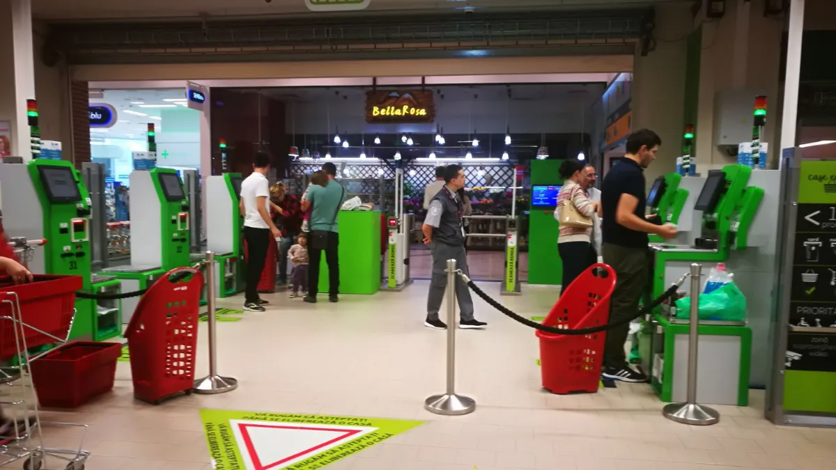 PSD ar putea taxa casele de marcat care folosesc sistemele self-pay, unde clienții își scanează și plătesc singuri produsele