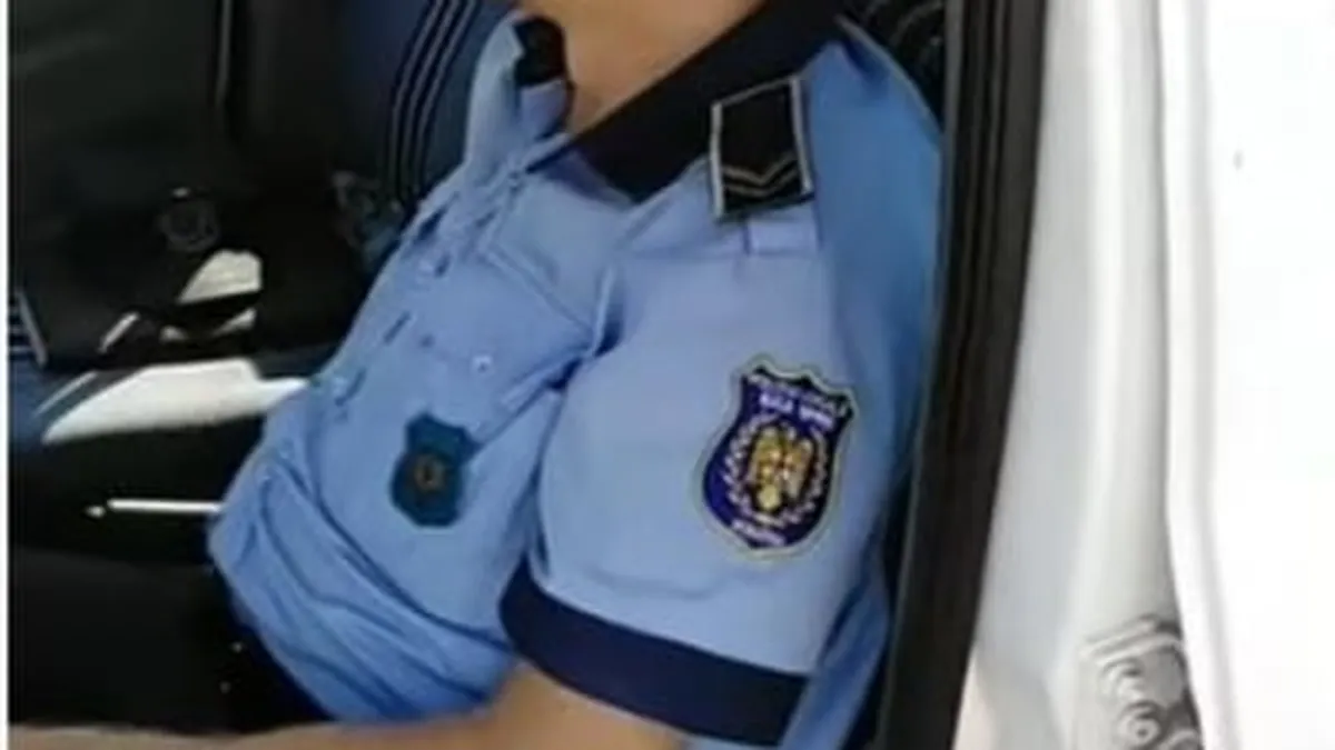 Șpagă cerută de un polițist pentru a „livra” două permise auto. Ce sumă a cerut agentul de poliție