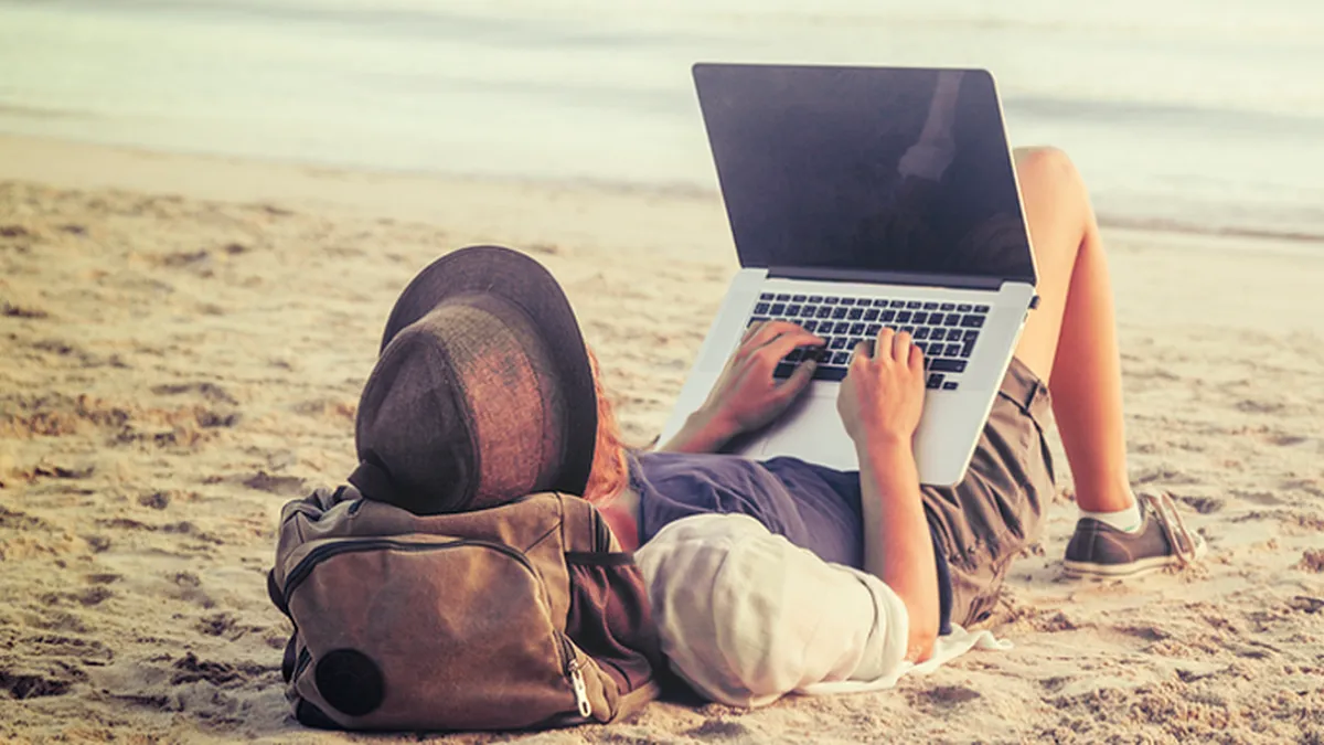 Nomazii digitali vor fi scutiţi de impozit 183 de zile pe an. Iohannis a promulgat legea