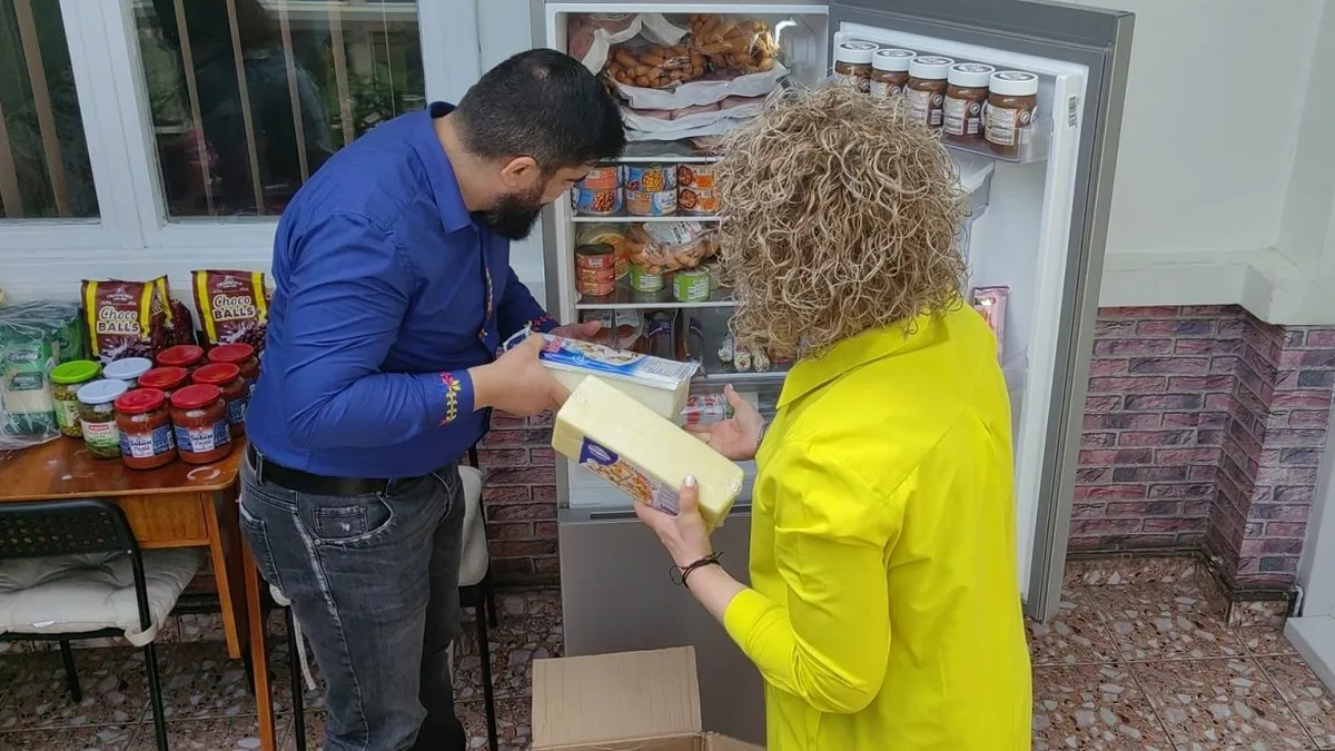 A fost înființat primul frigider comunitar din România. Iată locul în care românii pot mânca gratis