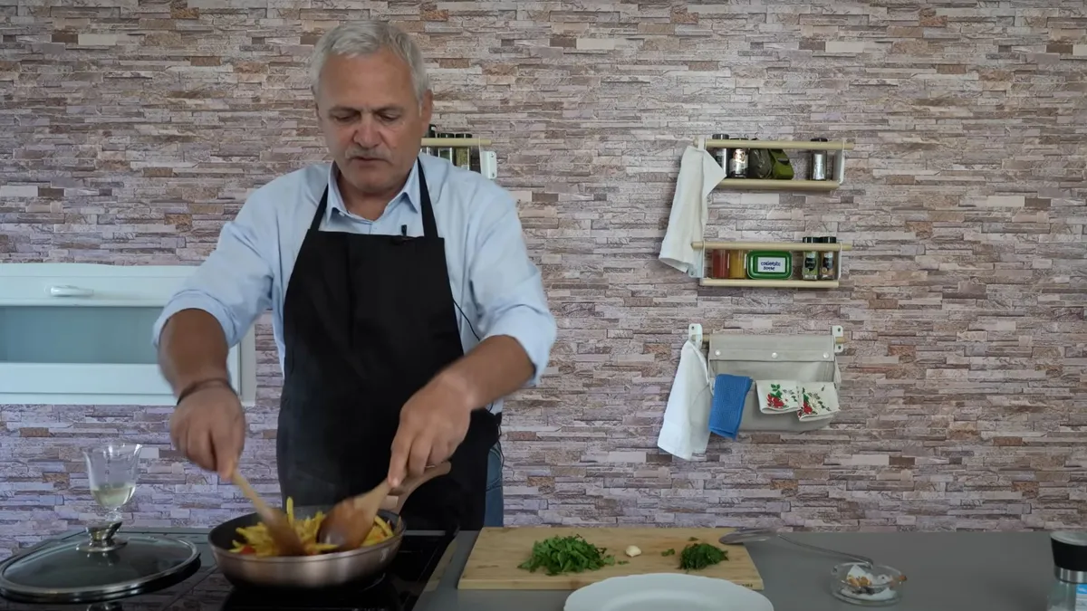 VIDEO. Cum au reacționat românii când au aflat că Liviu Dragnea și-a deschis canal de YouTube. Politicianul s-a apucat de gătit