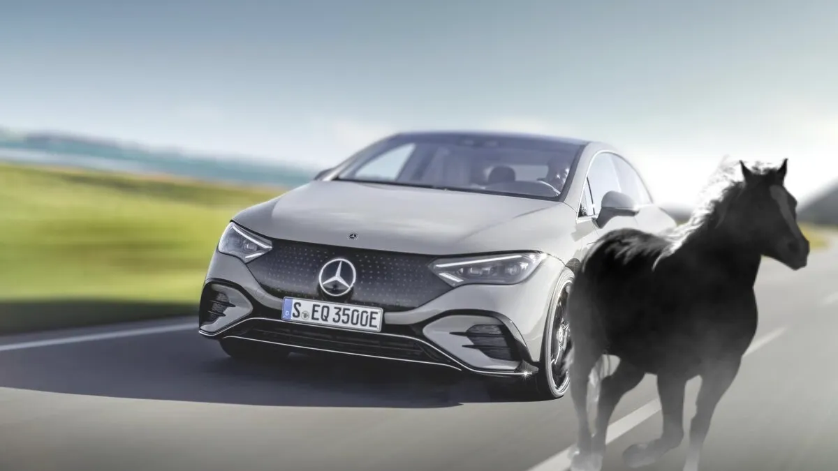 Fița de la Mercedes-Benz! Firma pune la bătaie cai-putere contra cost, pentru proprietarii de mașini electrice