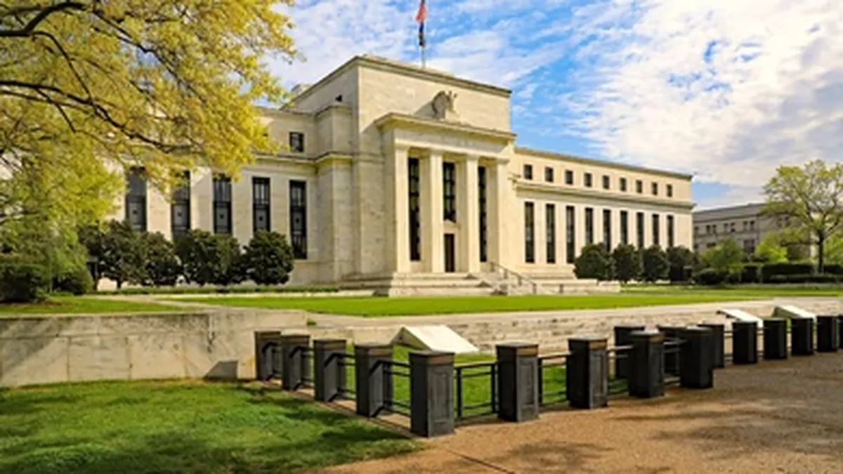 Rezerva Federală a SUA pune STOP majorărilor, după ce a crescut pentru a 10 a oară dobânda „Înăsprirea condițiilor de creditare pentru gospodării și întreprinderi”