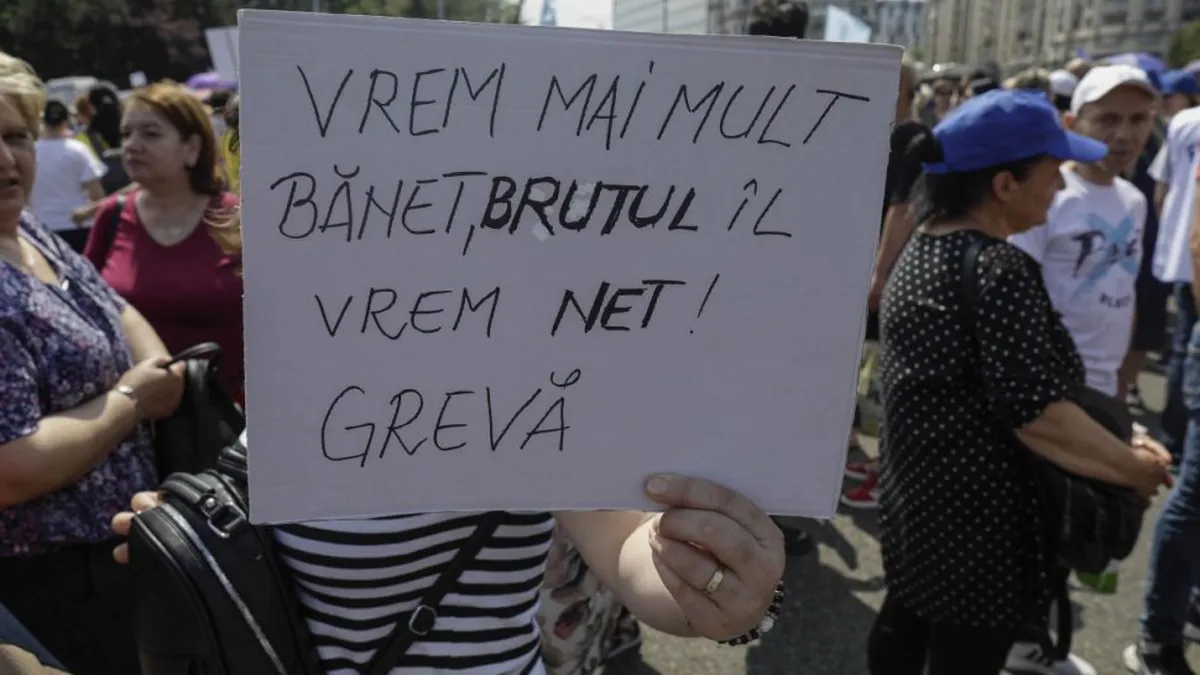 Profesorii cer majorări salariale cu 25%. Impactul bugetar ar putea fi unul devastator de 2,7 miliarde lei. Sindicatele din educație așteaptă un răspuns din partea Guvernului