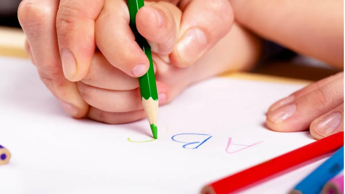 Analfabetismul funcțional la putere în județele din România! Doar 1 din 5 elevi înțeleg un text citit. Experții trag semnale de alarmă