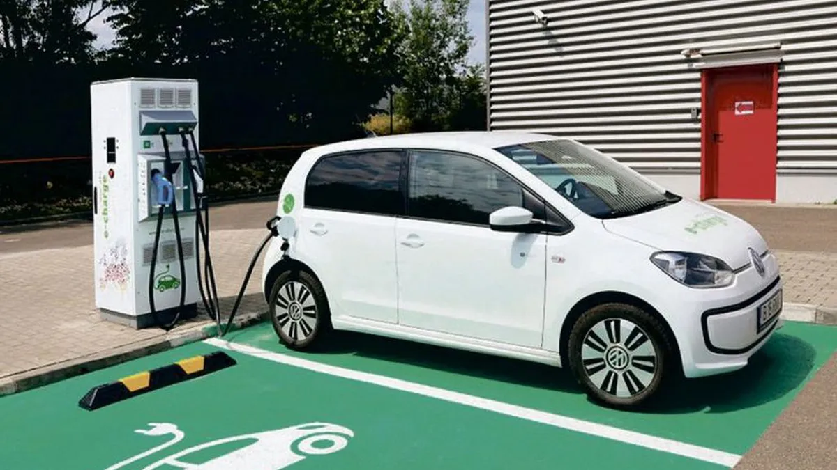 Cel mai mare finanțator din UE pentru achiziția de mașini electrice și hibrid este România!