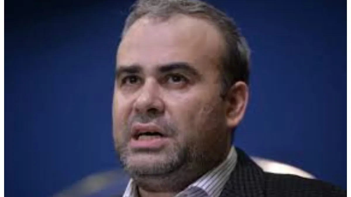 Darius Vâlcov s-a predat în Italia. Fostul ministru are de executat o pedeapsă de șase ani de închisoare