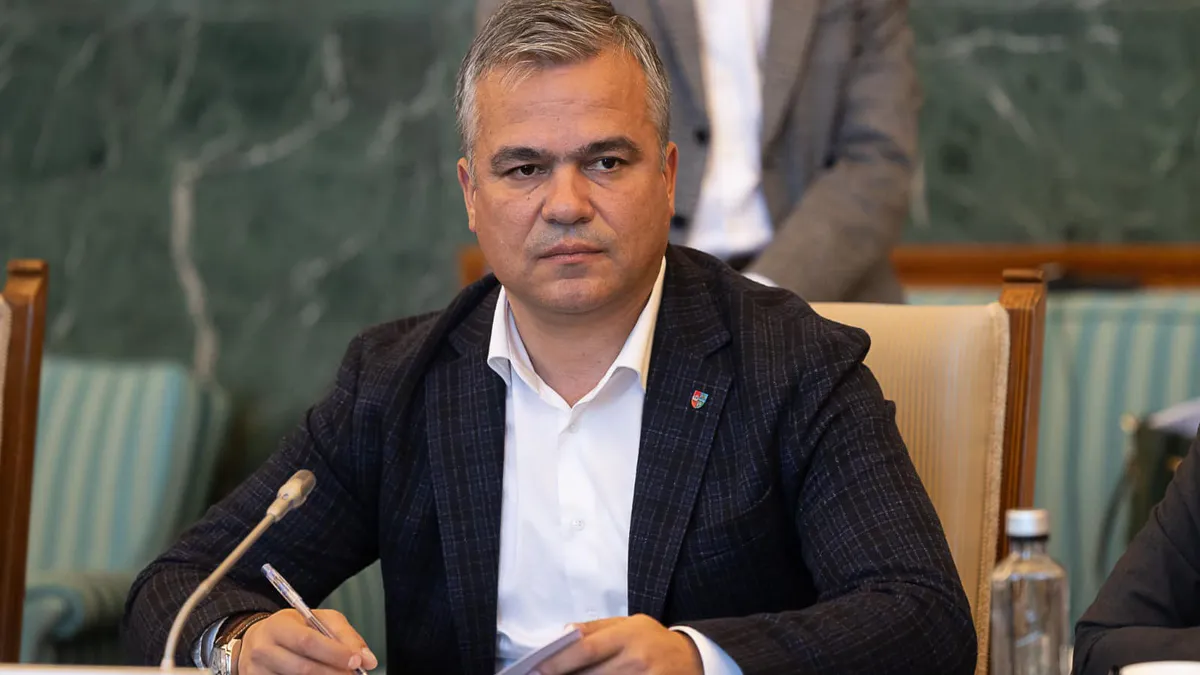 Primarii ar putea ieși mai devreme la pensie! Adrian Veștea: „De ce nu, să existe un spor cum există și la alții...Primarul 24 din 24 e responsabil cu comunitatea”