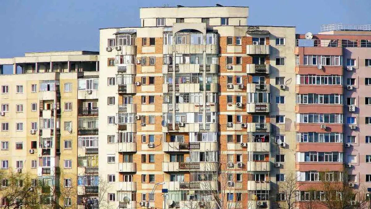 Nu toți locatarii de la bloc sunt obligați să achite această taxă. La ce poți face economie dacă locuiești într-un apartament