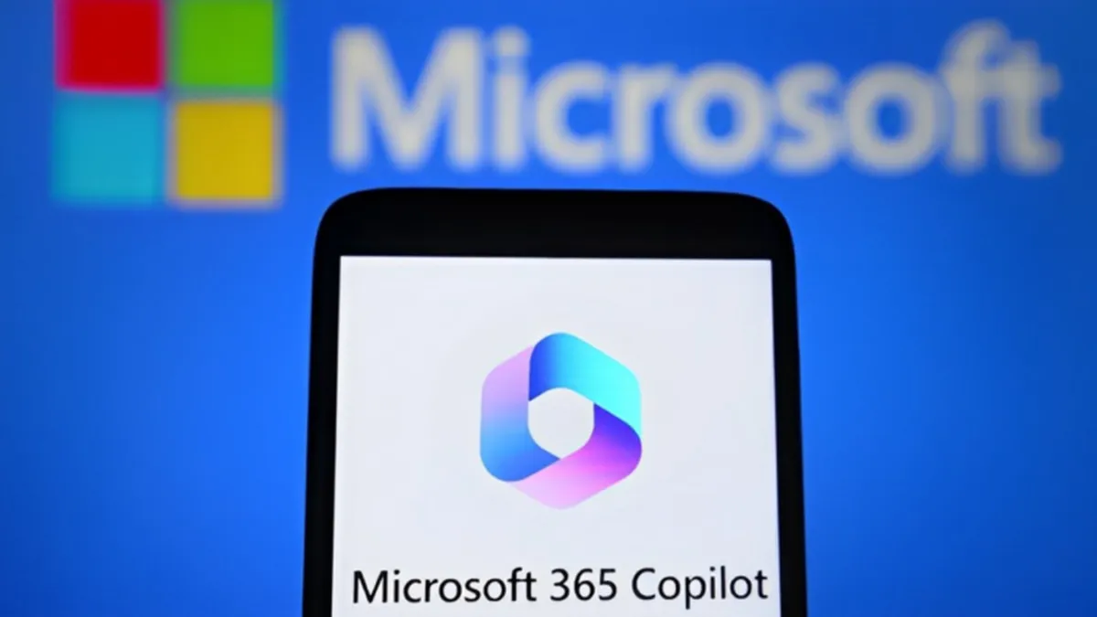 Microsoft a stabilit un preț pentru funcțiile AI. Ce sumă vor plăti companiile pe utilizator, lunar, pentru a avea acces la Copilot