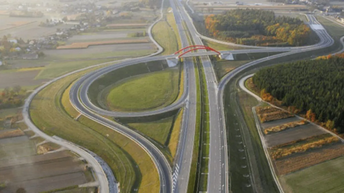 Autostrada Unirii, încă un vis pentru mulți români. Aceasta a fost aprobată acum 5 ani!