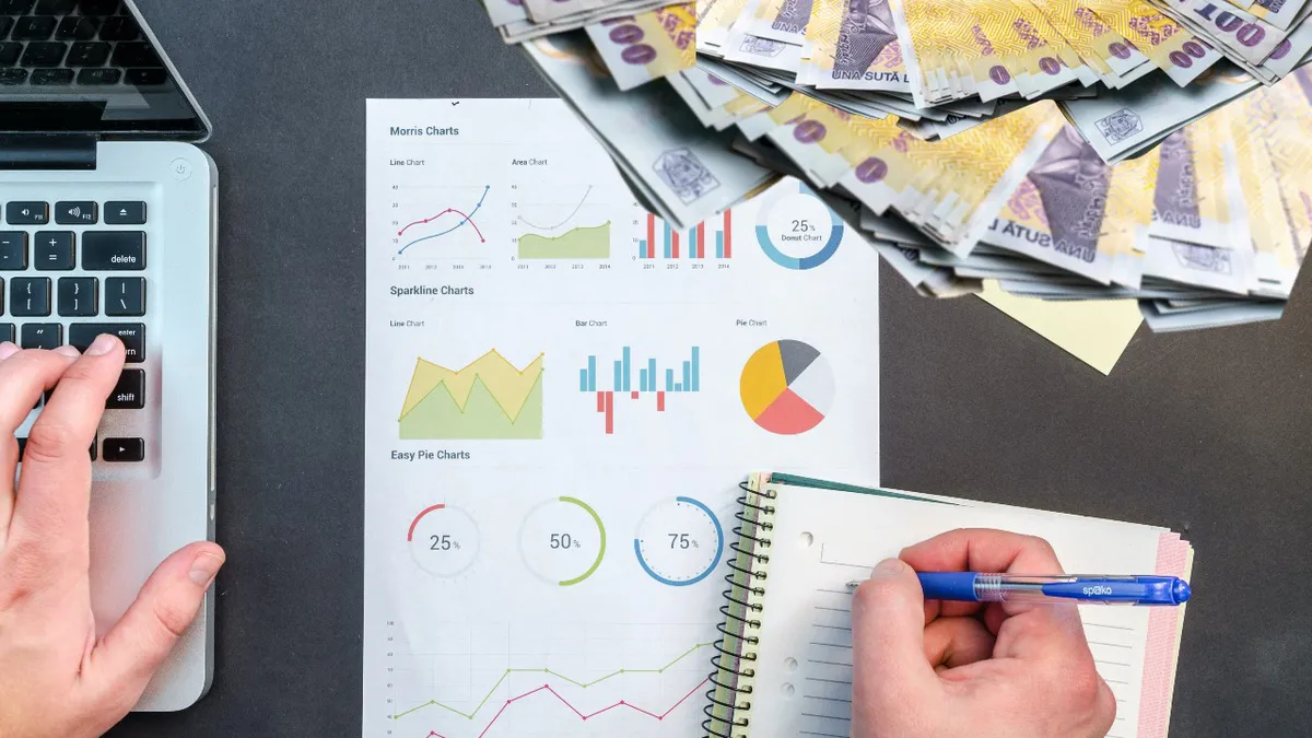 Locul de muncă la îndemâna tuturor. Primești 1000 de euro pe lună, bonuri de masă si/sau de vacanţă, asigurare medicală, program de lucru flexibil și bonus de performanță