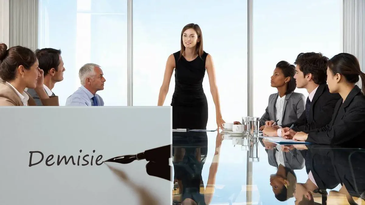 Apogeul directorilor executivi! Tot mai mulți CEO își dau demisia!