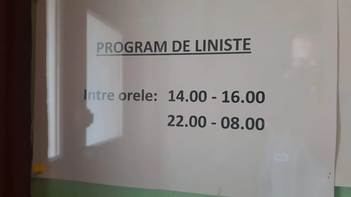 Amenzi uriașe pentru românii care fac gălăgie. Între ce ore trebuie să faci liniște la bloc