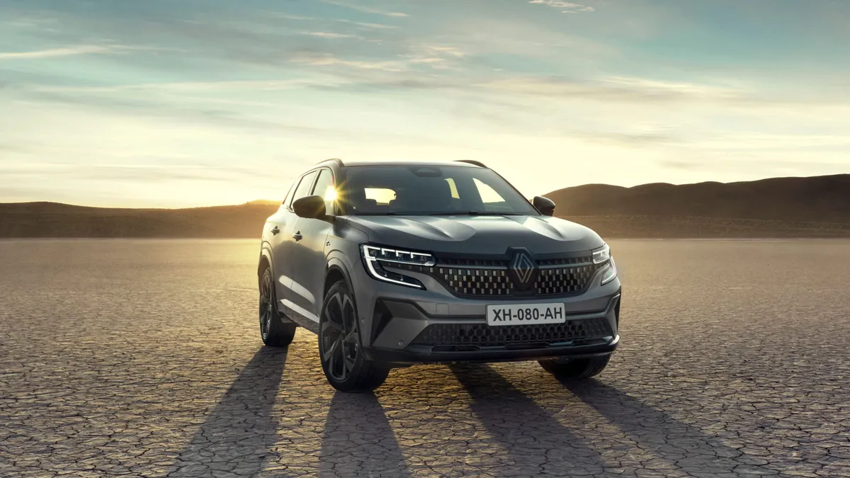 Industria automobilă Renault în plină dezvoltare! Următorii ani vor fi definiți de noile modele derivate din Dacia Sandero!