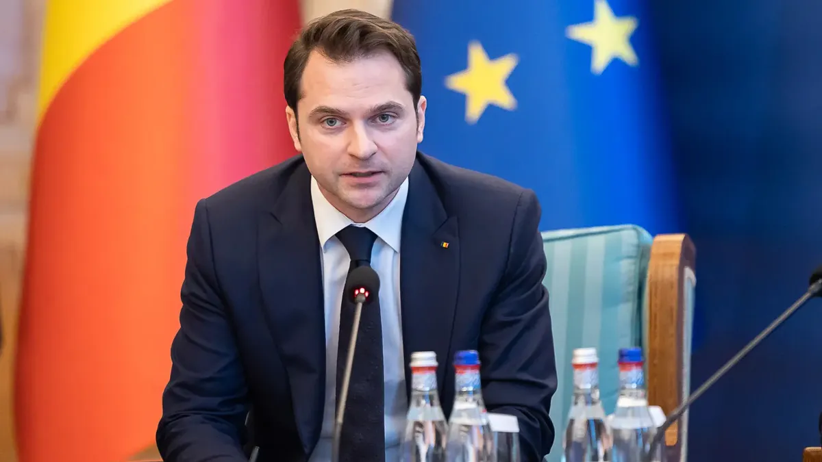 Ministrul Energiei, Sebastian Burduja, afirmă un aspect foarte important. Schema de compensare pentru curentul electric este prevăzută în legislație până în martie 2025!