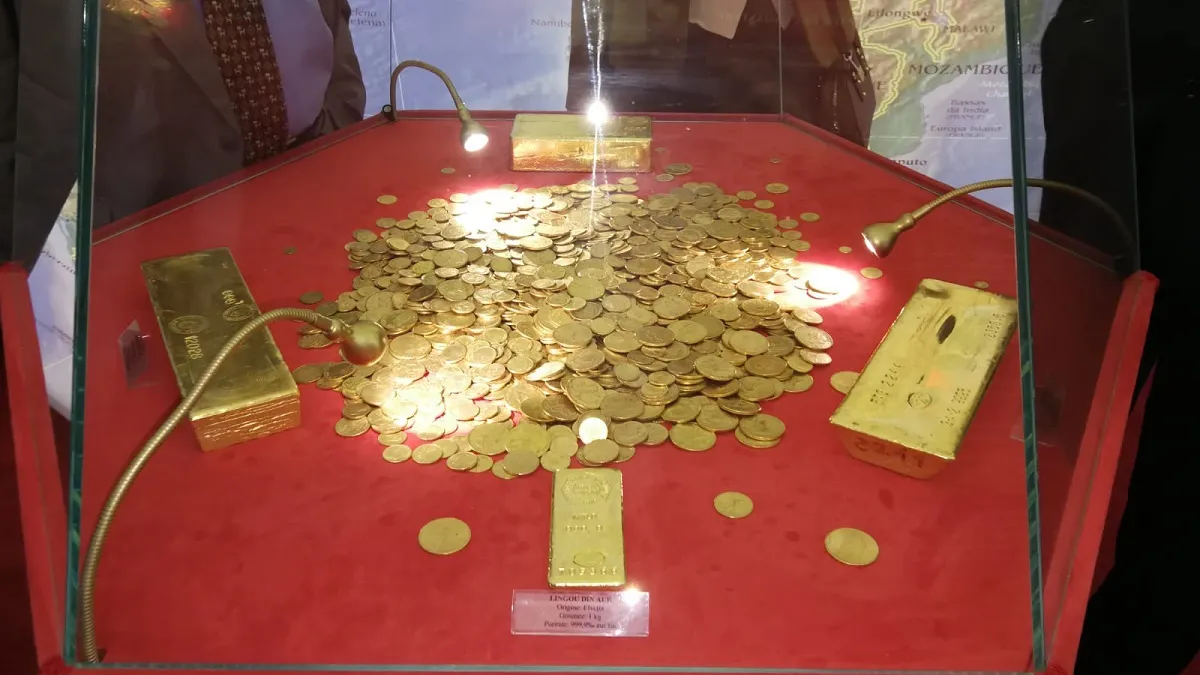 Recuperarea Tezaurului de la ruși, o prioritate pentru România. Mugur Isărescu: Este necesar să informăm Europa despre această problemă