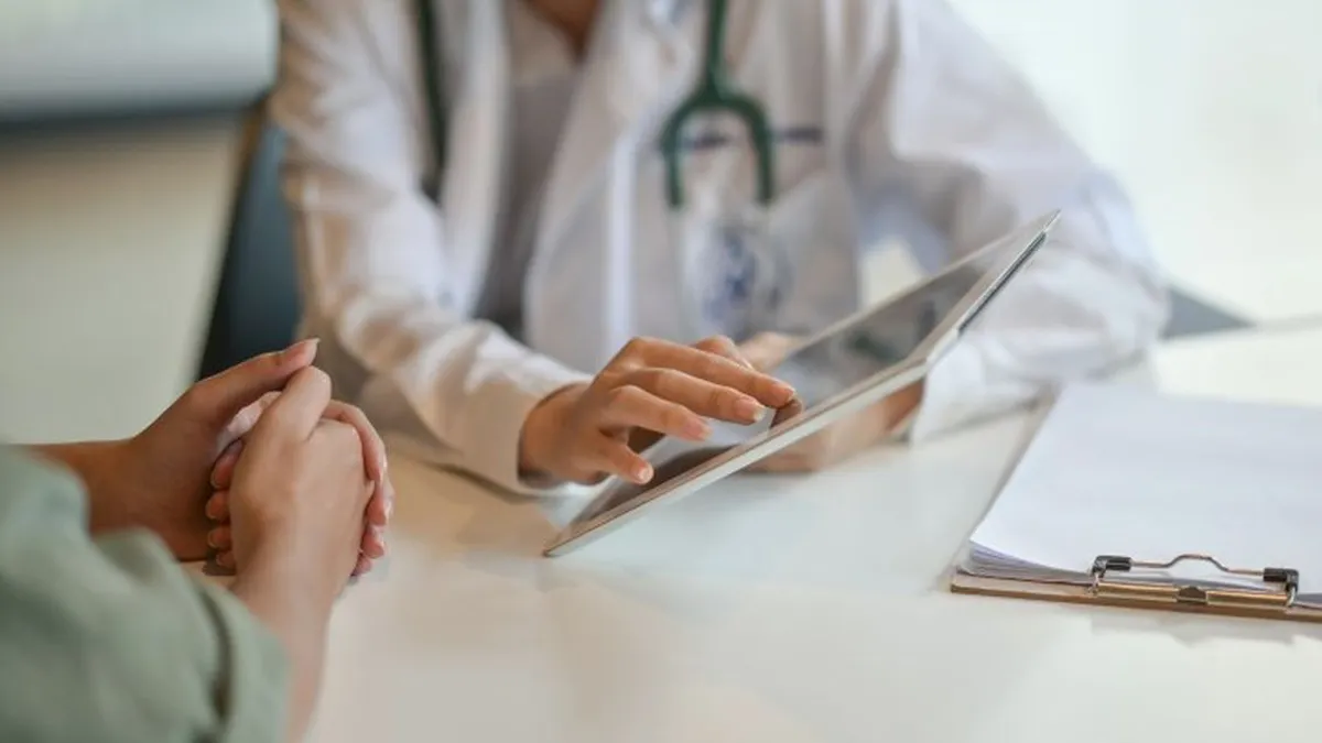 Asigurare opţională la sănătate pentru cei care au doar venituri extrasalariale sub plafonul de 18.000 de lei după majorarea salariului minim. Suma pe care o vor plăti pentru CASS