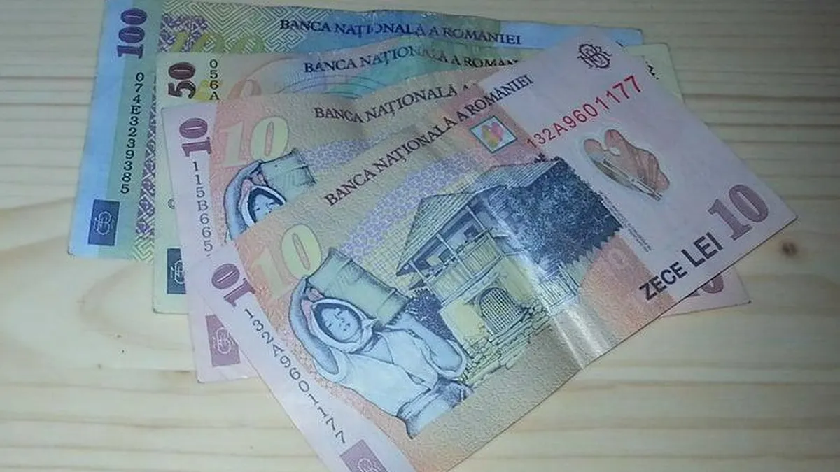 O nouă metodă de înşelăciune face victime printre români. Detaliul la care trebuie să fii foarte atent, ca să nu cazi în capcani escrocilor