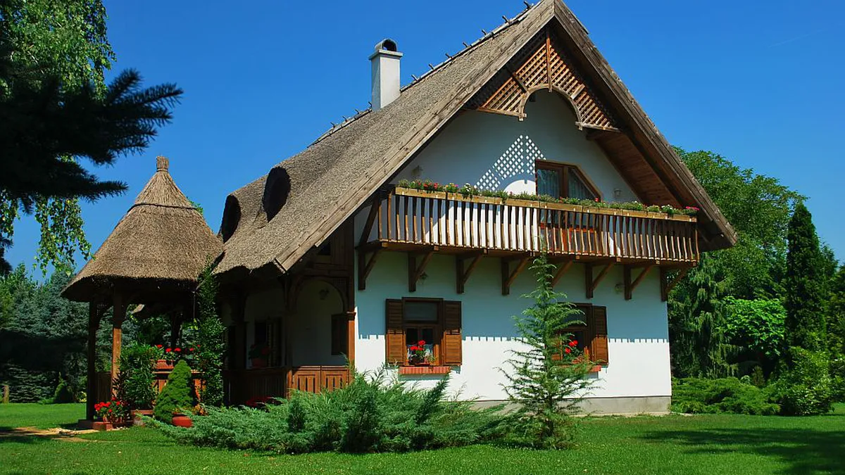 Topul străinilor care au cumpărat locuinţe în Ungaria. Sute de români şi-au cumpărat case în ţara vecină