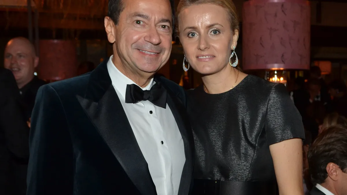 Pariul nebunesc din care un american a ajuns miliardar. Riscă să piardă o avere în divorțul de o româncă din Galați