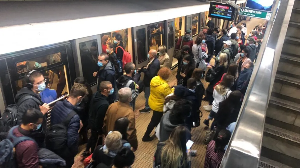 Program special la metrou în minivacanţa de 1 Decembrie. Trenuri suplimentare pentru participanţii la ceremoniile organizate de Ziua Naţională