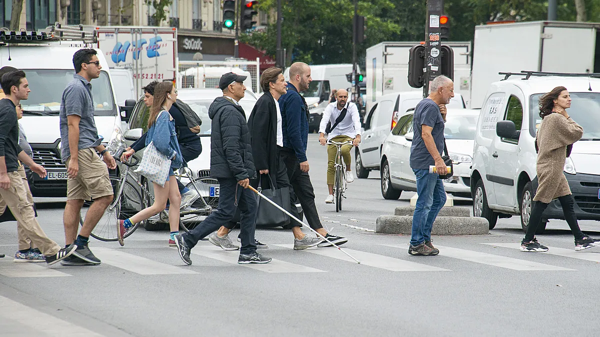 Amenzi usturătoare pentru pietoni! Ce prevede modificarea Codului Rutier 2024