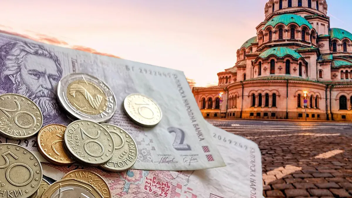 Se schimbă banii mai repede la sud de Dunăre. Leva devine euro din 2025, leul românesc mai aşteaptă