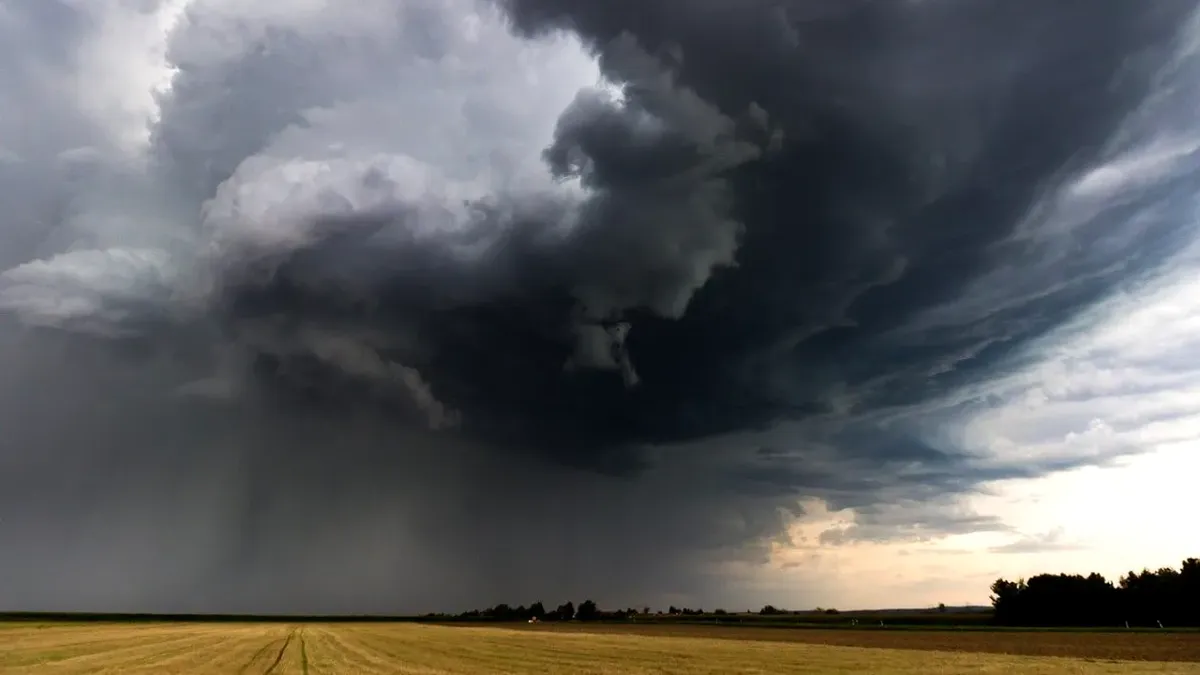 Alertă meteo de ciclon. MAE a emis o atenționare de călătorie