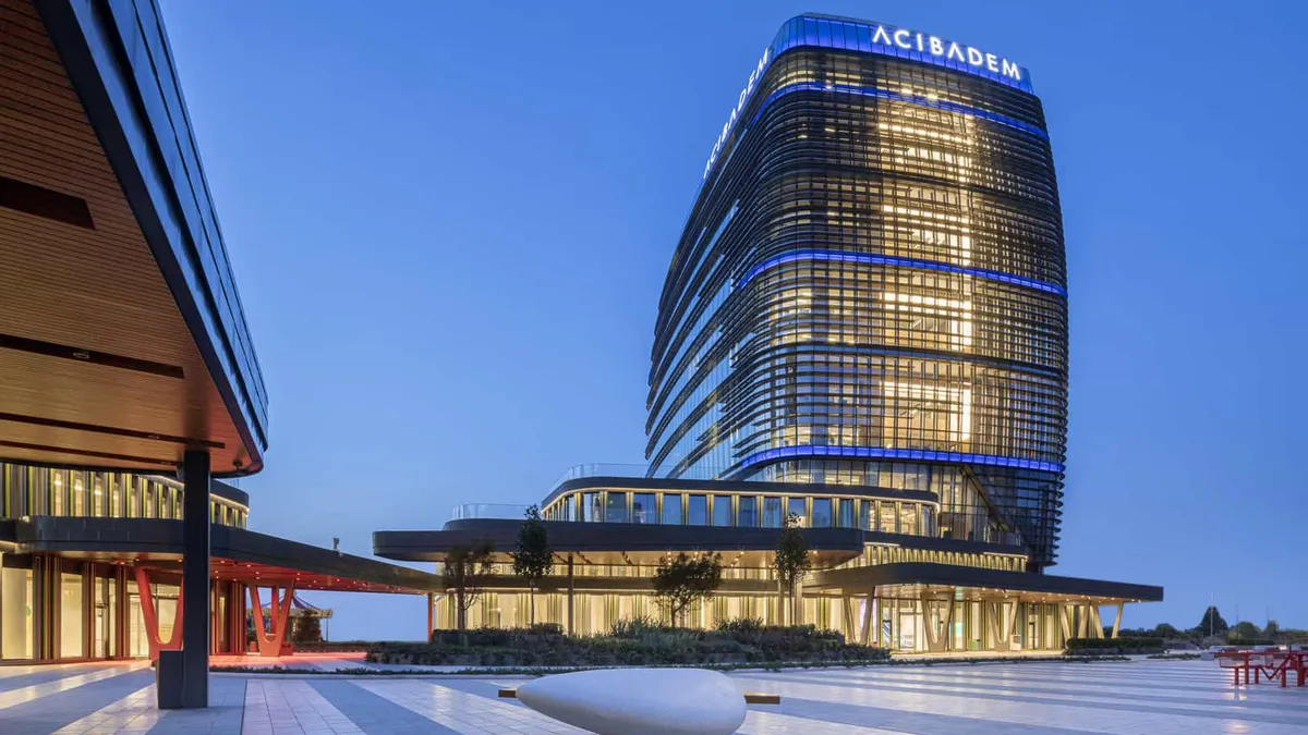 ACIBADEM Hospitals Group și VIPMED International organizează un seminar oncologic gratuit dedicat femeilor, susținut de profesori reputați din Turcia