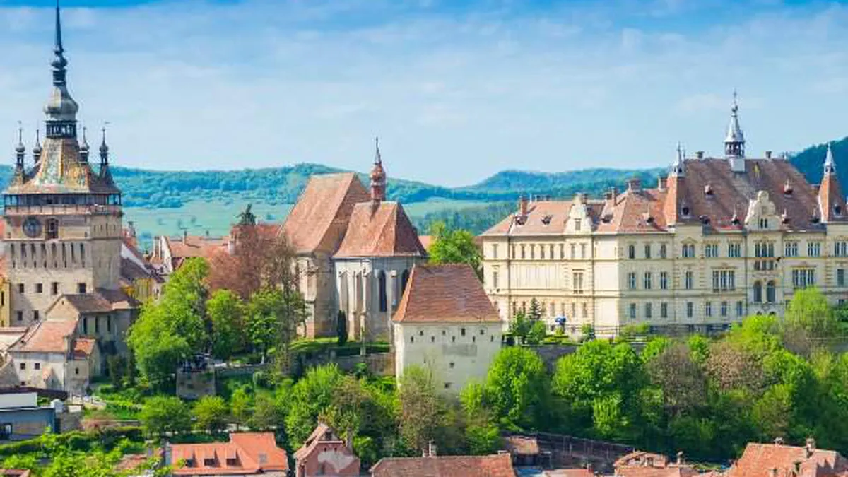 City break-urile, cele mai dorite de români. Care sunt cele două mari orașe din România preferate de turiști