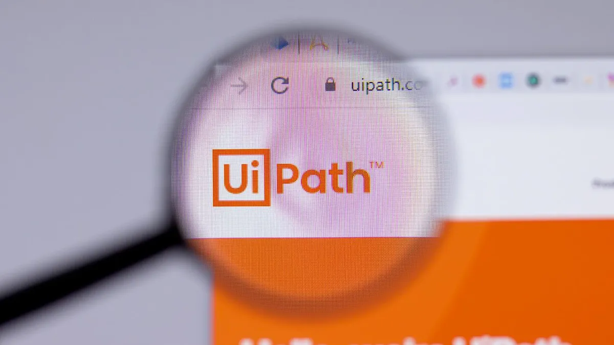 UiPath, venituri record de 405 milioane dolari. Acțiunile cresc cu peste 10%
