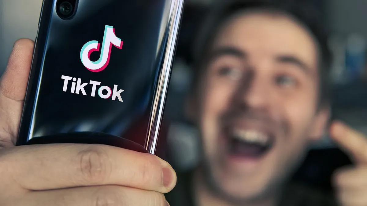 Metoda prin care obții bani pe TikTok. Care este rețeta prin care îți poți transforma pasiunea în sursă de venit