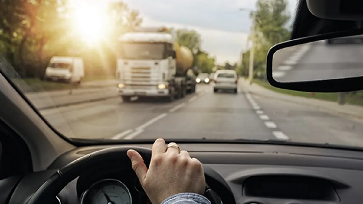 Toți șoferii riscă amendă de până la 3.300 de lei. Mulți cred că este legal să faci asta