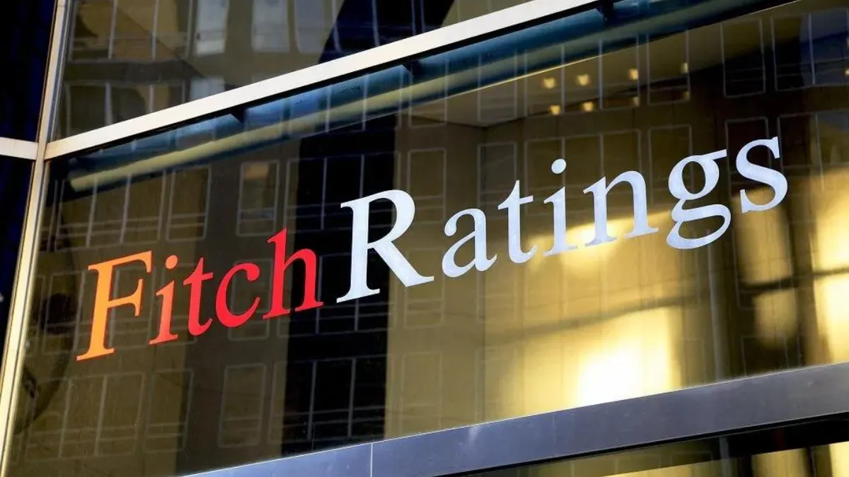 Fitch Ratings confirmă calificativul României la „BBB-”, cu perspectivă negativă
