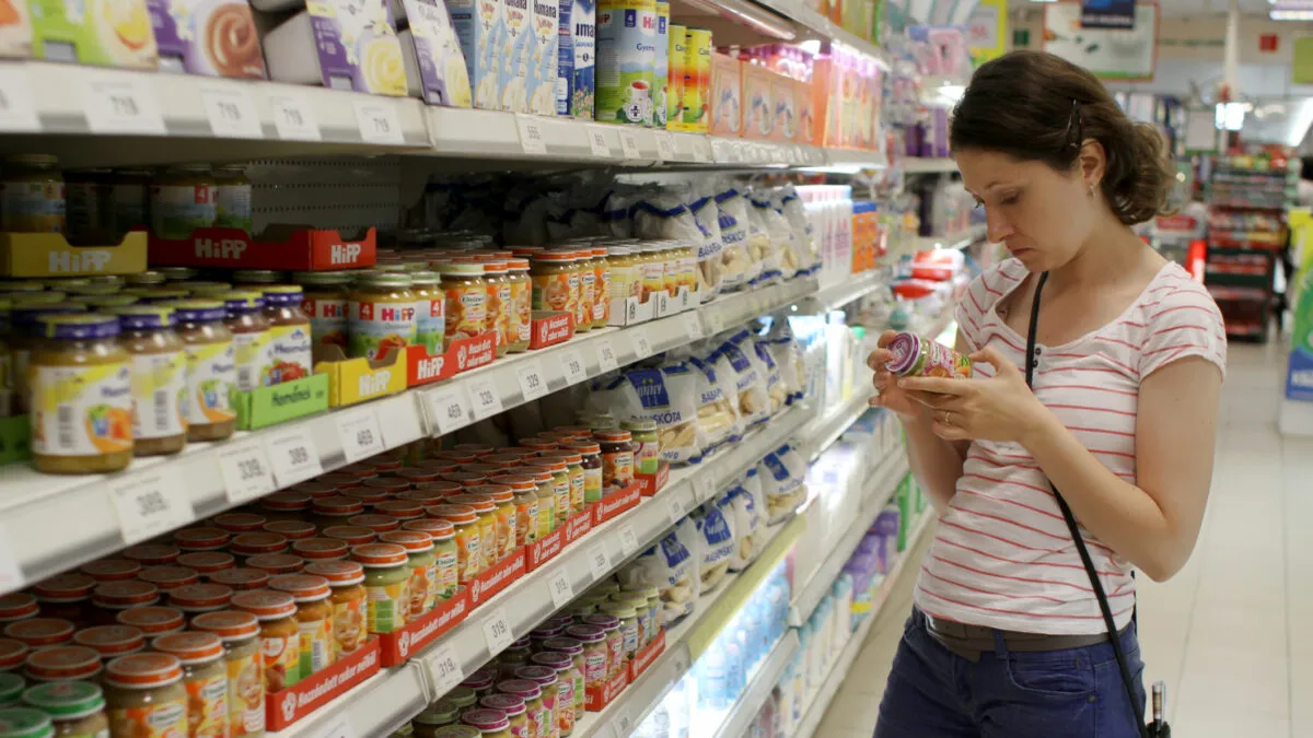 Etichetă nouă pe produsele din magazine. Cum se citește și ce obligații au producătorii