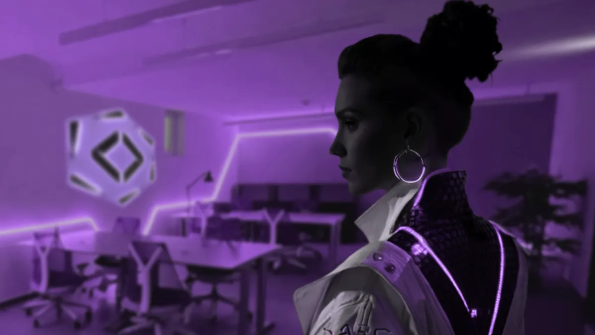 Povestea unui român de succes. De la vânzarea de CD-uri la investiții de milioane de euro în digitalizarea României prin hub-uri tehnologice și programe de formare în educaţie