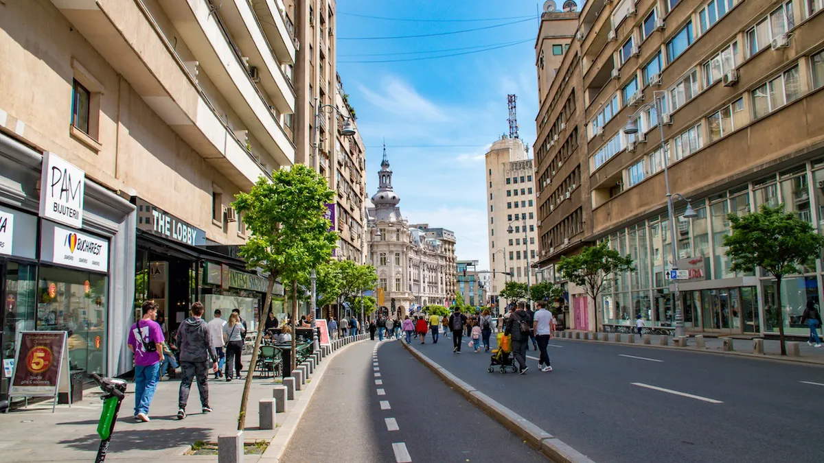 Calea Victoriei, printre cele mai scumpe artere comerciale din lume. Ce destinații se află pe primele locuri