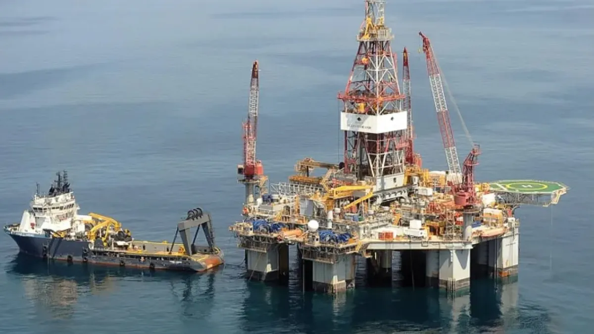 Românii investesc indirect, prin Pilonul II de pensii, în proiectul Neptun Deep