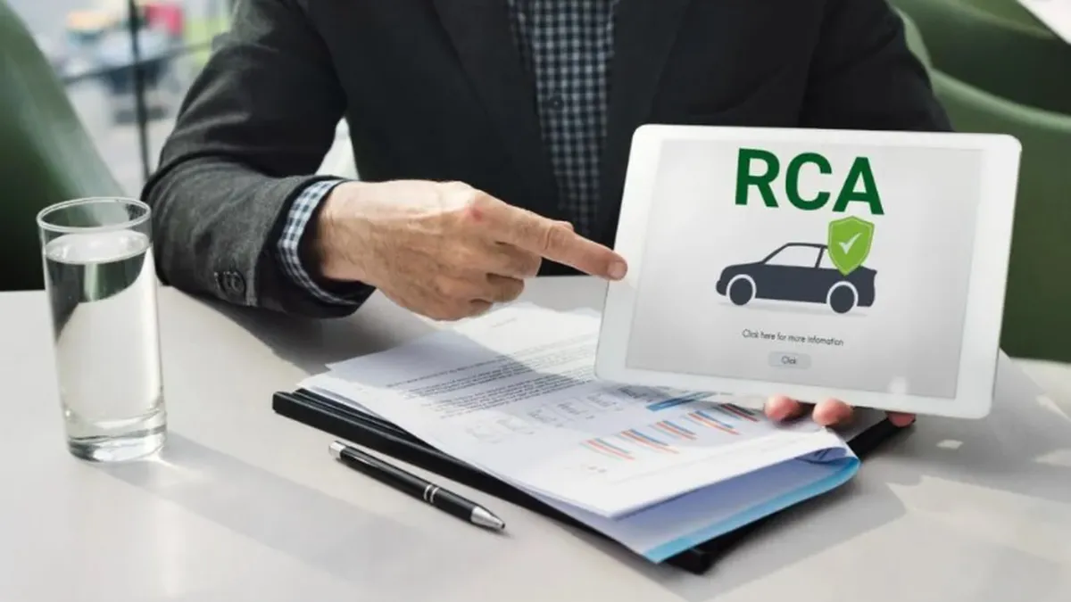 Șoferii riscă polițe RCA mai scumpe dacă nu-și anunță asiguratorul la vânzarea mașinii