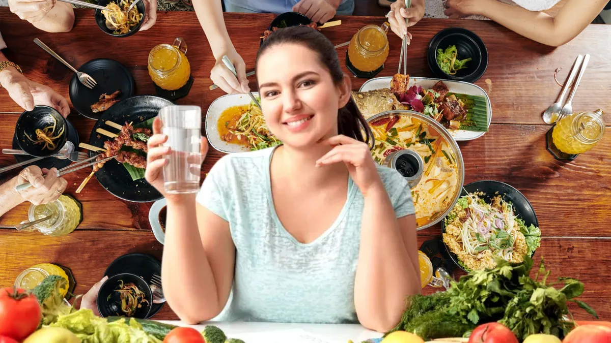 Mit sau adevăr: Este bine să bei apă în timpul mesei? Ce spun experții