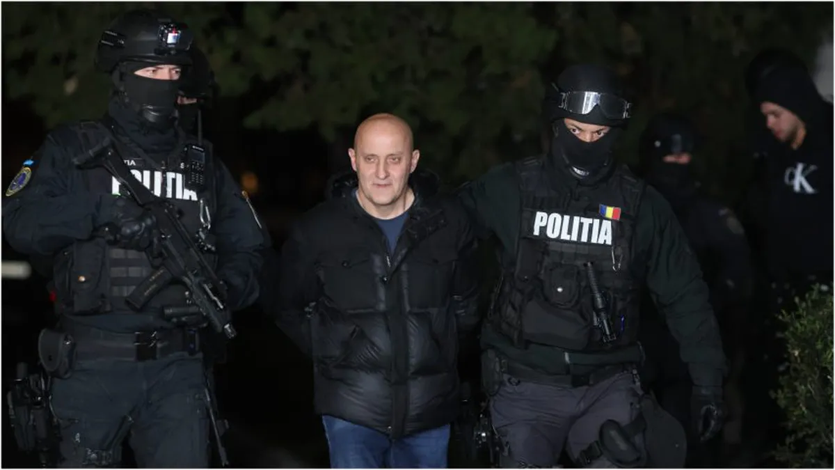 Mascaţii au luat cu asalt locuinţa lui Horaţiu Potra. Acesta şi alte persoane ar fi pus la cale posibile intervenţii la protestele anunţate în Bucureşti