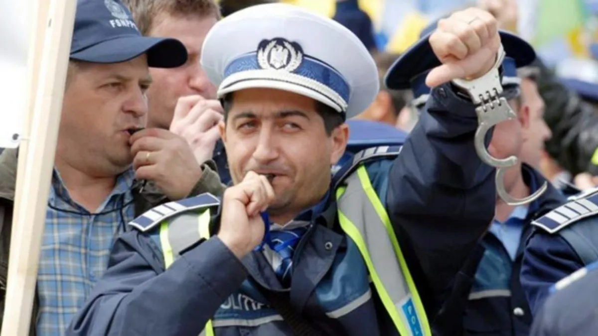 Polițiștii și angajații din penitenciare protestează luni față de ordonanța ”trenuleț”